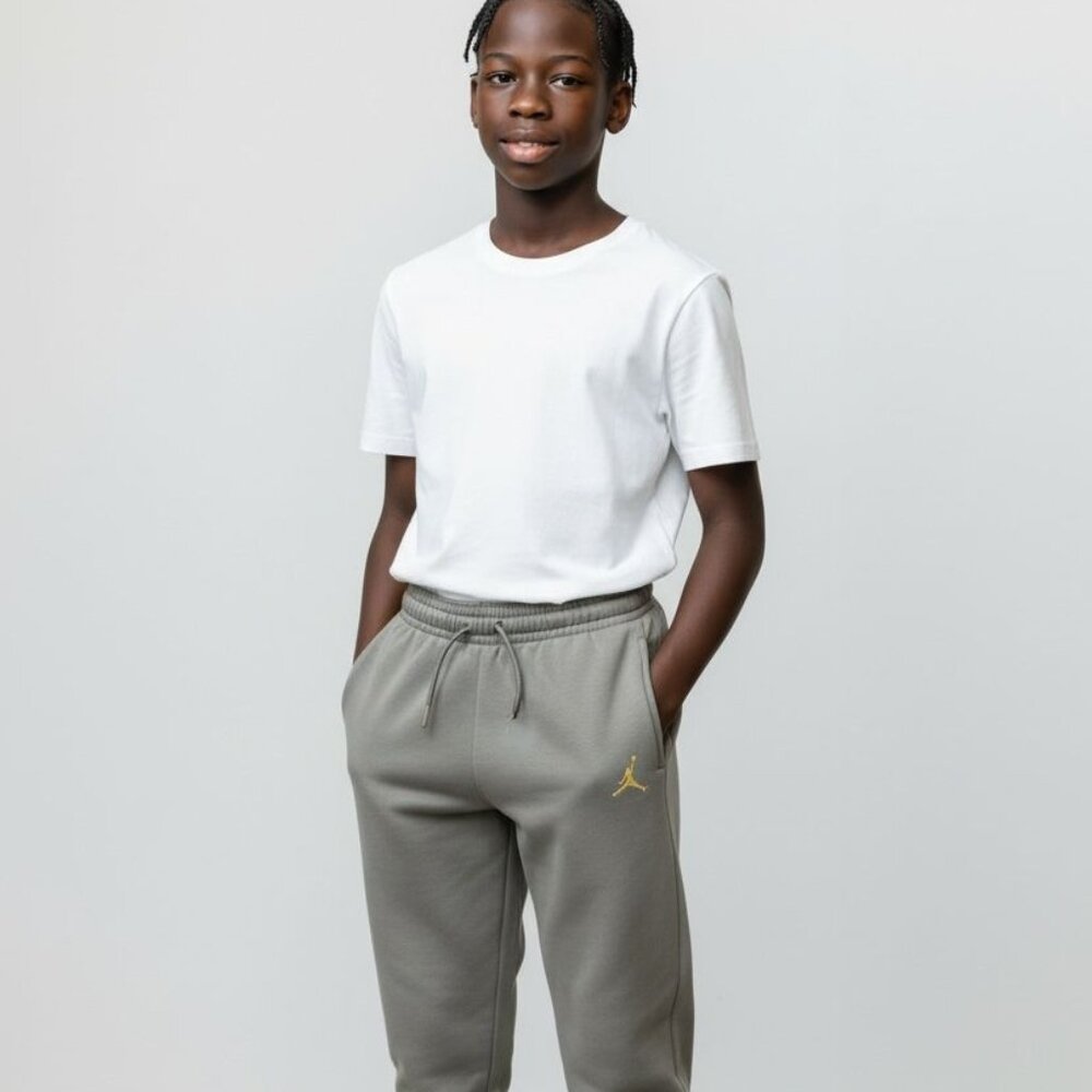 Jordan’s kids sweat pants color blue 8-10yr old